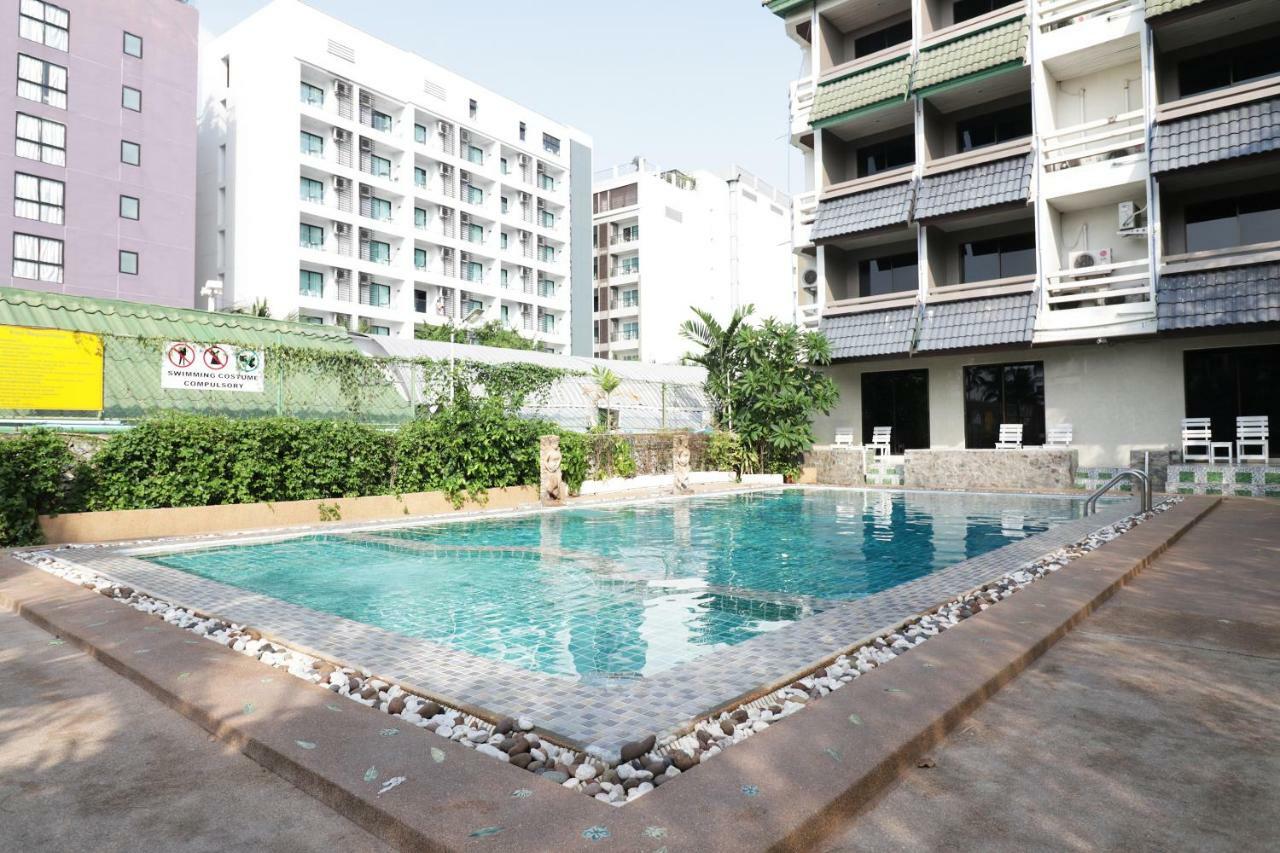 Natural Beach Hotel Pattaya Exterior foto