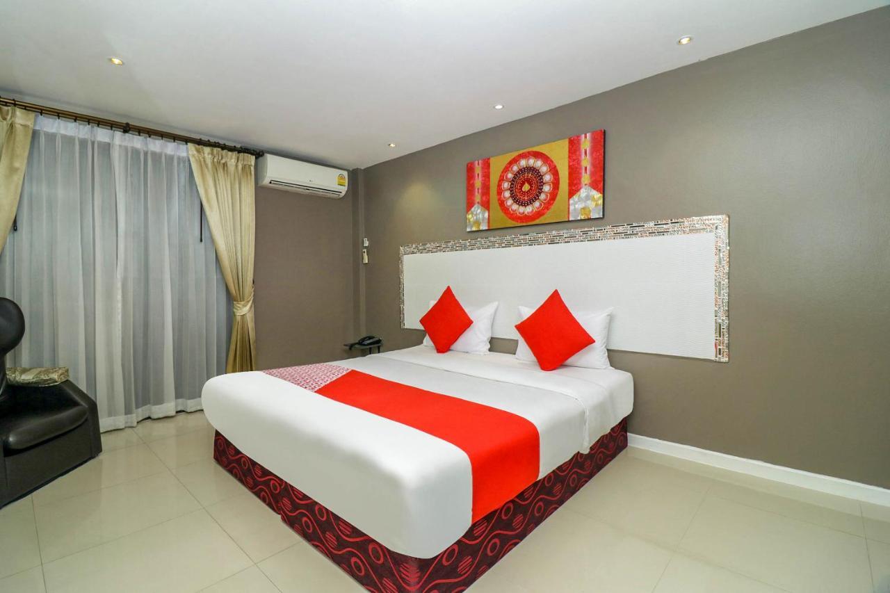 Natural Beach Hotel Pattaya Exterior foto
